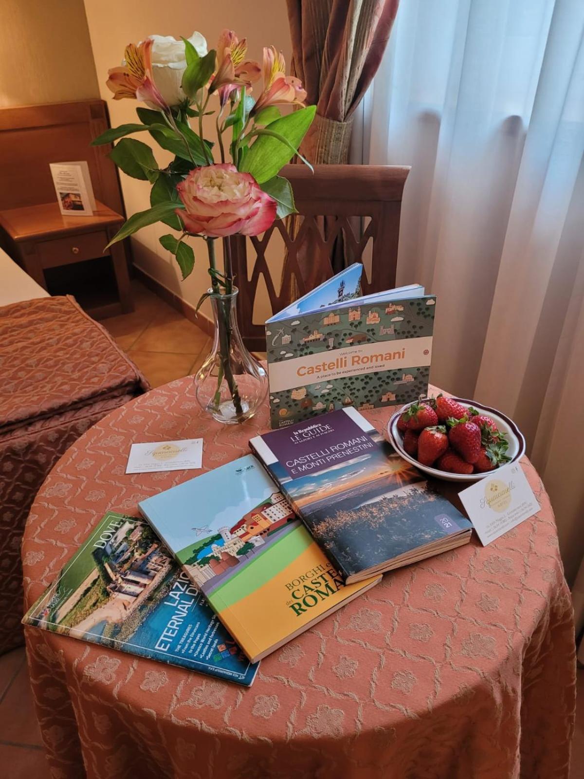 גרוטאפראטה Hotel Squarciarelli מראה חיצוני תמונה