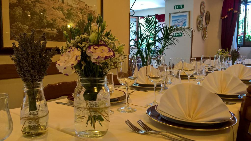 גרוטאפראטה Hotel Squarciarelli מראה חיצוני תמונה