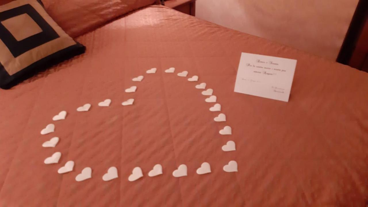 גרוטאפראטה Hotel Squarciarelli מראה חיצוני תמונה